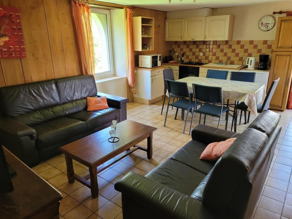 Hotel Domaine Des Escouanes Prudhomat Esterno foto