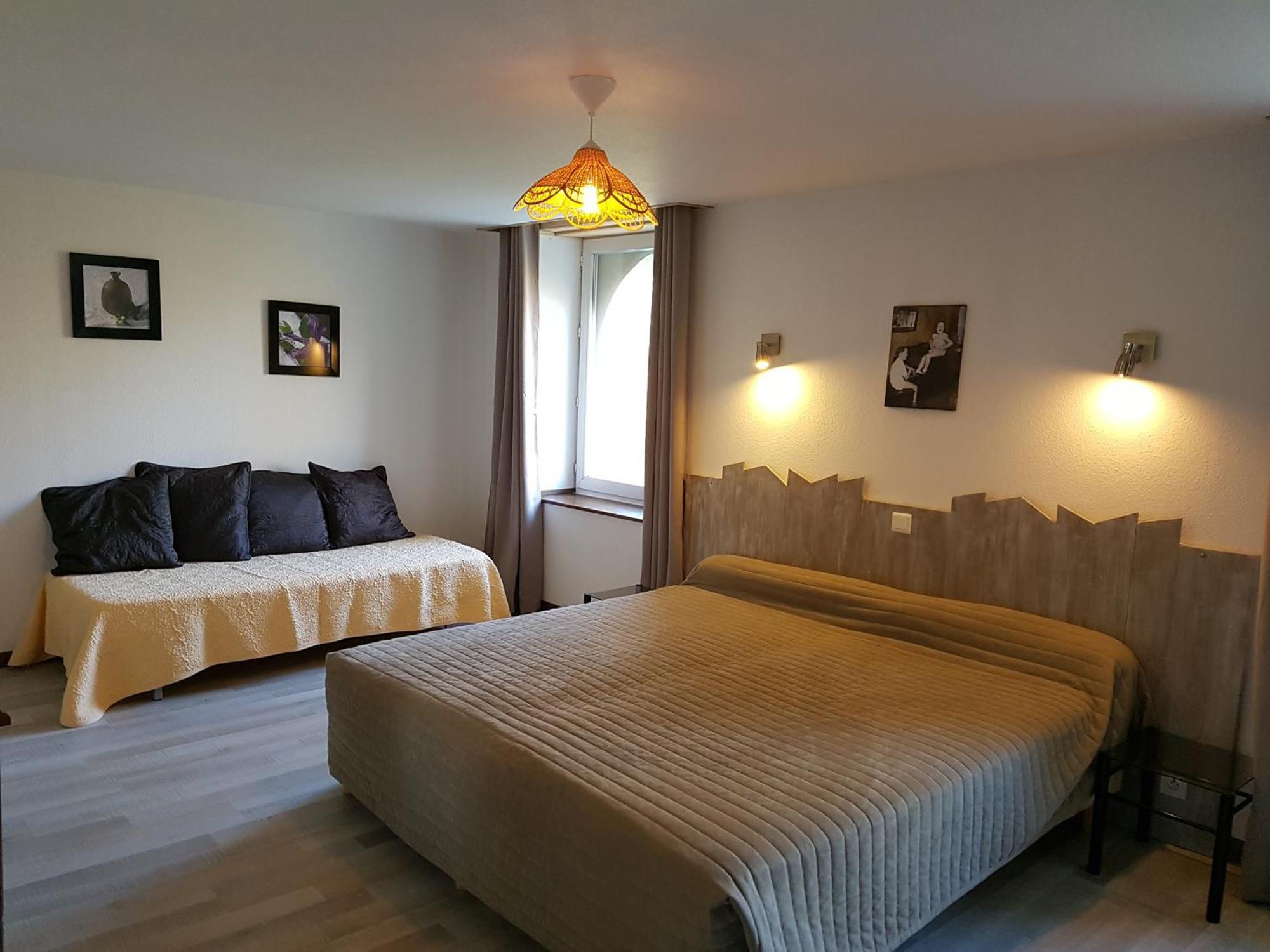Hotel Domaine Des Escouanes Prudhomat Esterno foto